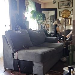 FREE COUCH 