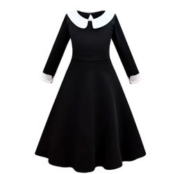Addams family, Wednesday Halloween costume