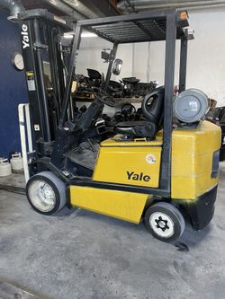 Forklift