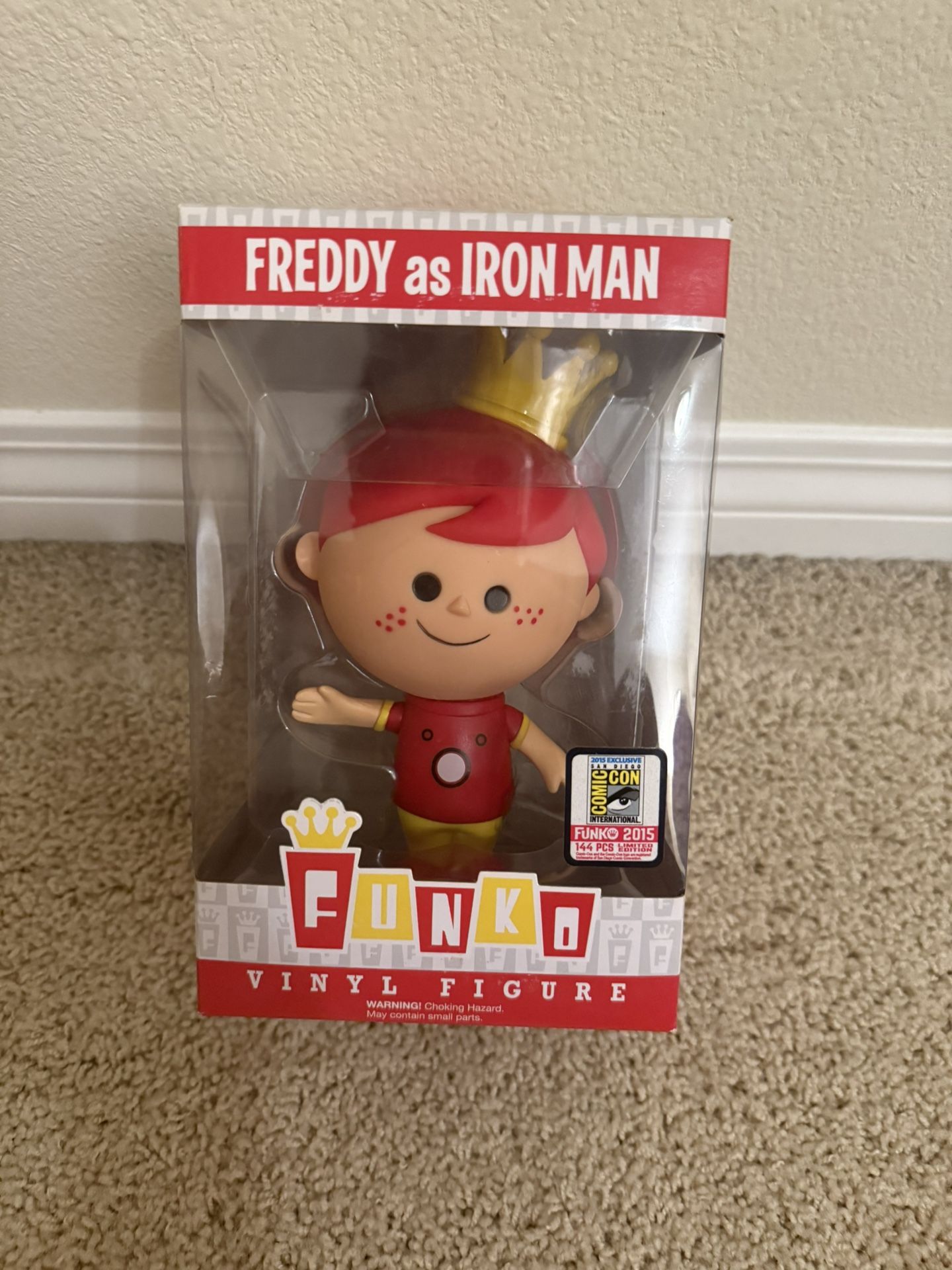 Funko POP Funko Fundays 2015 LE 144 Retro Freddy Funko Avengers Iron Man