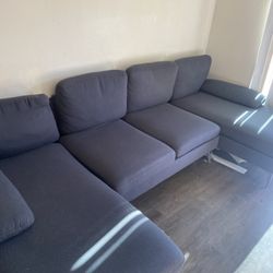 Big couch U distric pick up