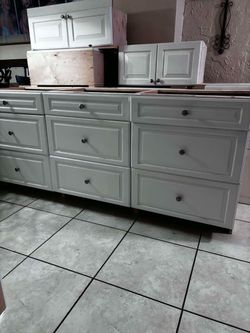 White Kitchen Cabinets With Sink & Granite
