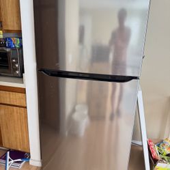 LG Fridge