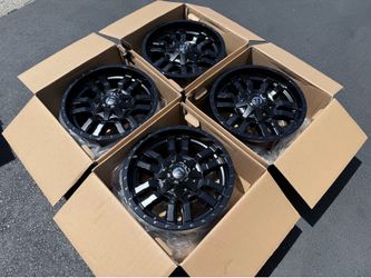 (4) 18” Fuel Wheels - Fuel Sledge D596