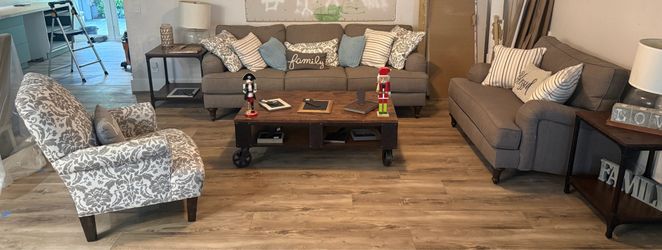 Living Room Set with 2 side tables and center table