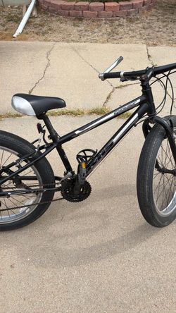 24”KHS Syntaur fat tires Bike