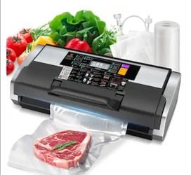 Vacuum sealer with auto cover