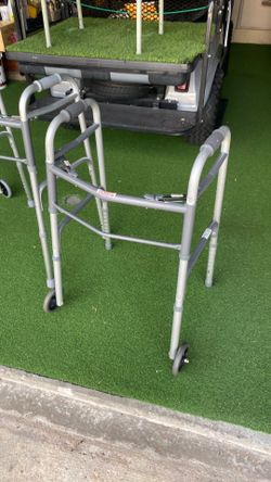 used walker with wheel
