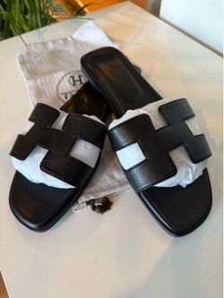 Women’s shoes