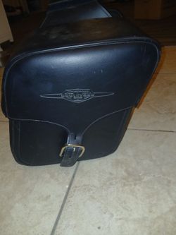 Motorcycle battle bags