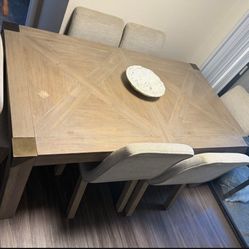 Luis Beige Acacia Wood Extendable Dinning Table 