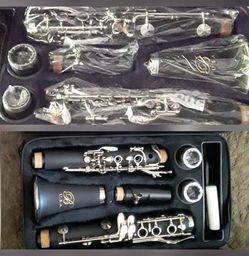 Brand new Bb student clarinet