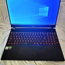 Ultrabook Laptop For Gaming/Work Like New