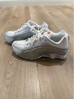 Nike Shox women size 8.5