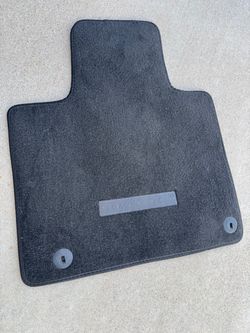 2023 Kia Sorento floor mats