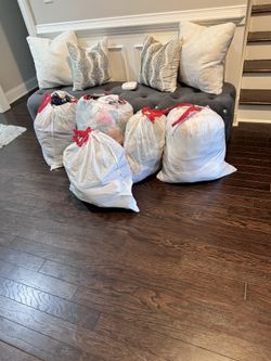 Women’s Clothes & Shoes