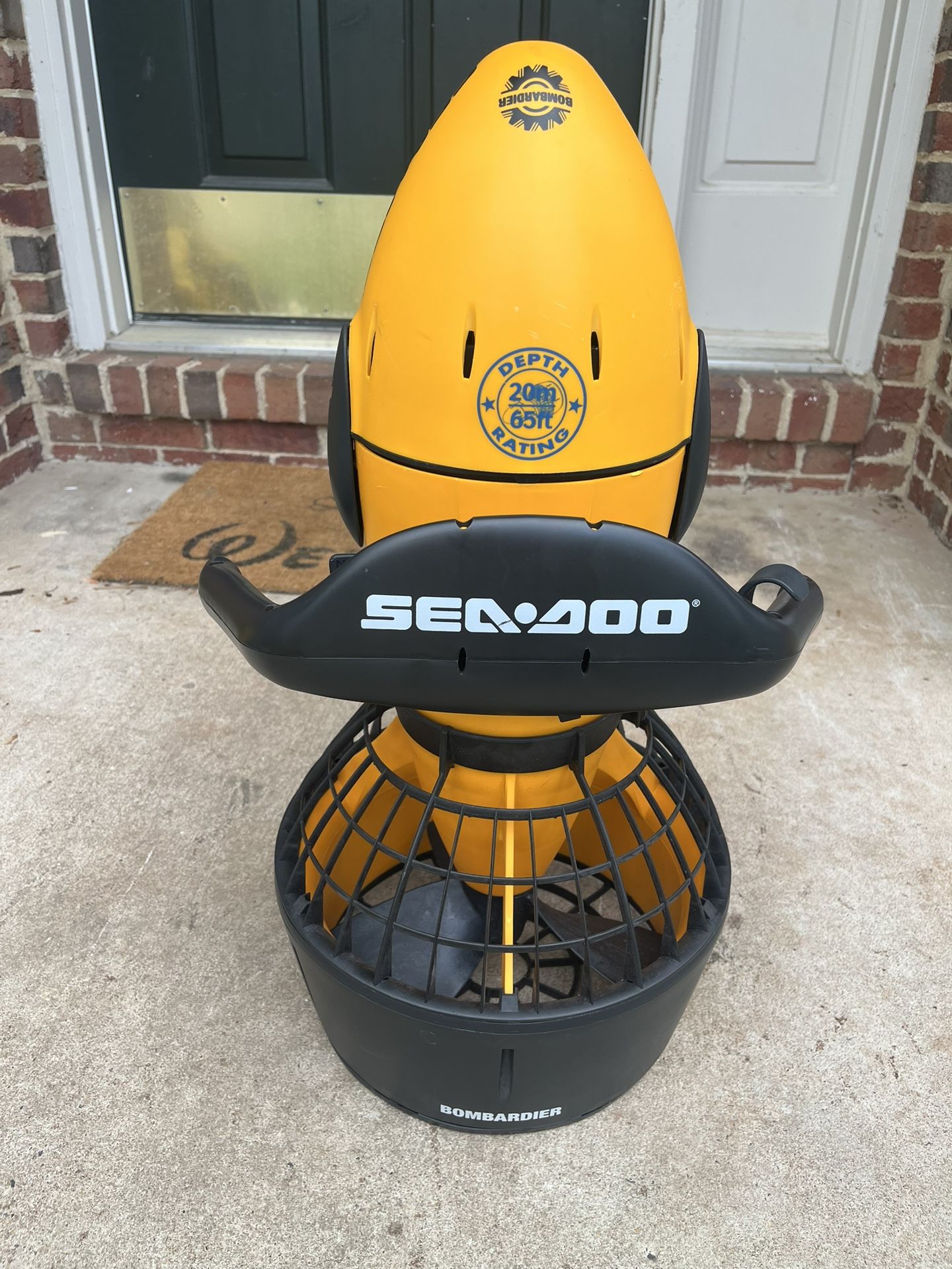 Seadoo Bombardier Underwater Sea Scooter and Bag