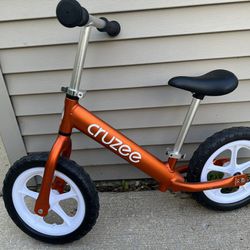 Kids Cruzee Balance Bike $100 ( 18 Months - 5 Year Kids)