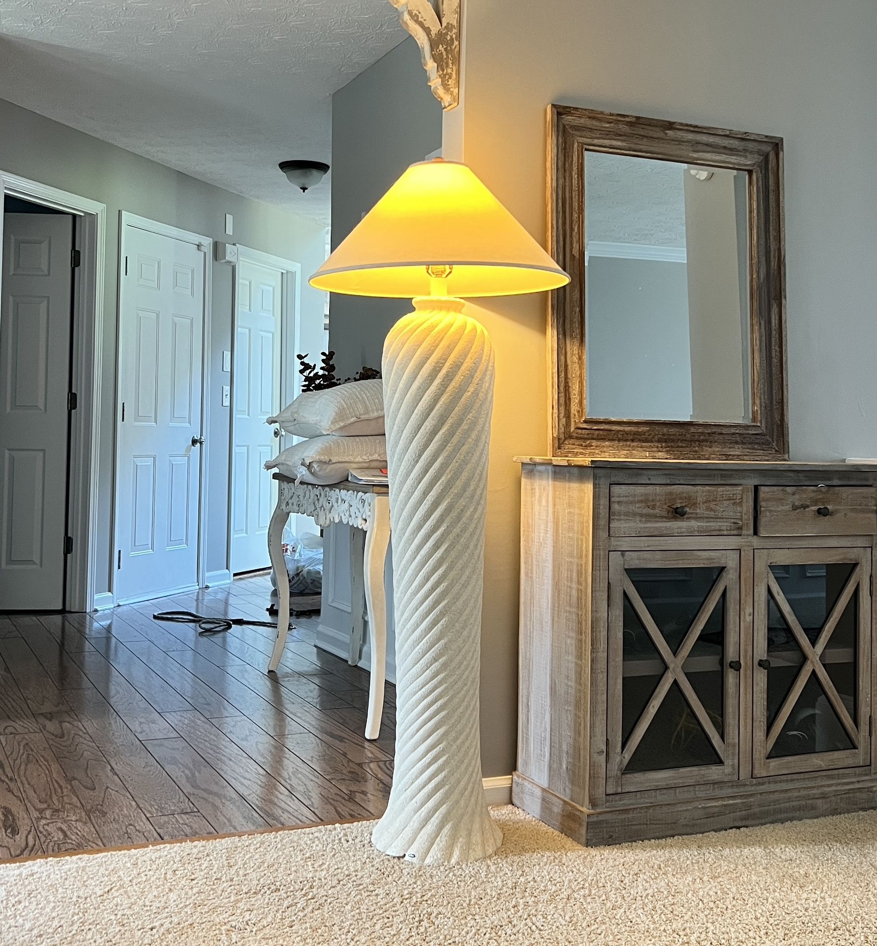Vintage Ceramic Spiral LAMP