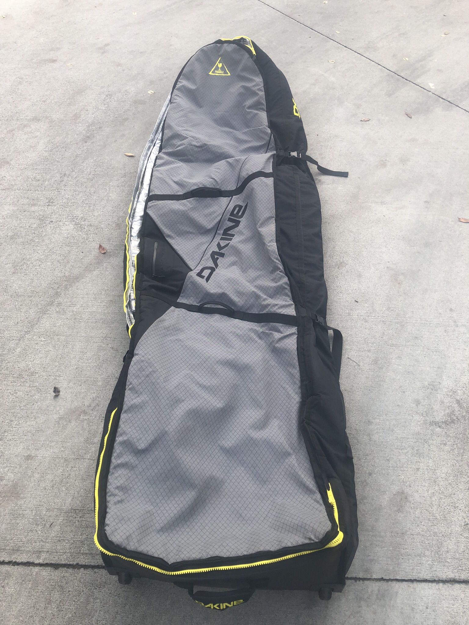 8’6” Dakine World Traveler Surfboard Bag