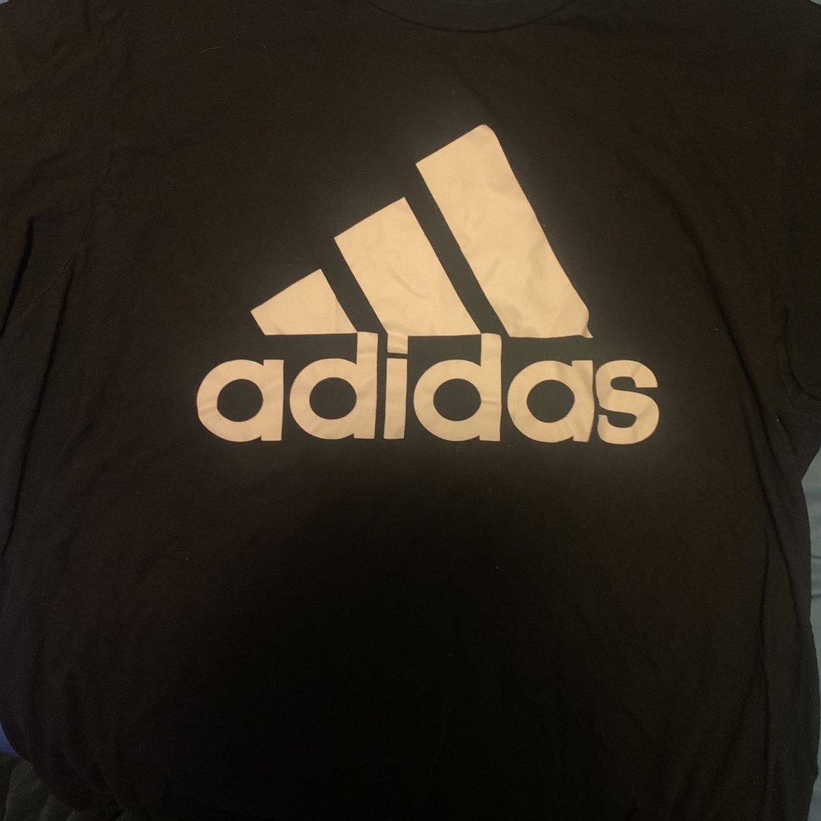 XL Adidas T-shirt