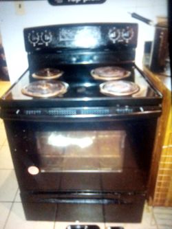Black Armana electric stove