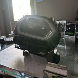 MINI COUNTRYMAN U25 GENUINE OEM RIGHT PASSENGER LED HEADLIGHT (CLEAN) 2025