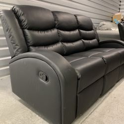 Brand new !!!! LARK MANOR  3 seats black leather recliner