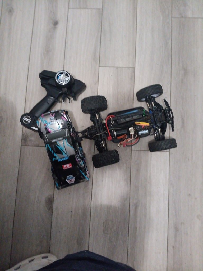 Team Associated