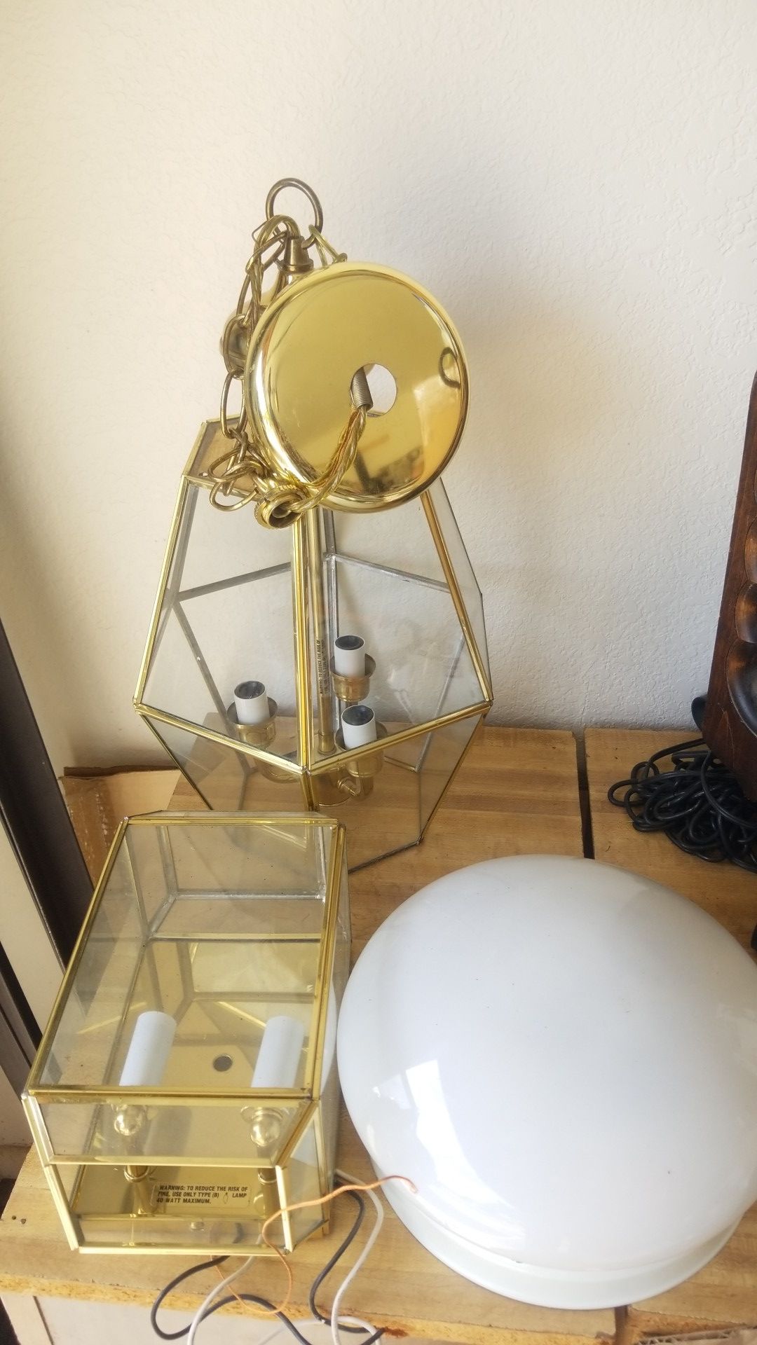 Light fixtures