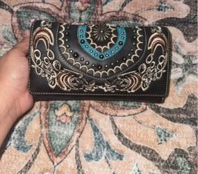 Montana west wallet