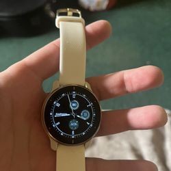 Venu 2 Plus Gold/cream Garmin
