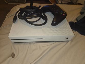 Xbox one s 1 tb 1 control