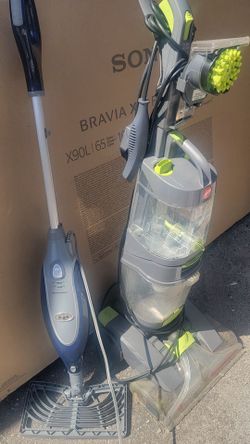Carpet cleaner and steam vacuum