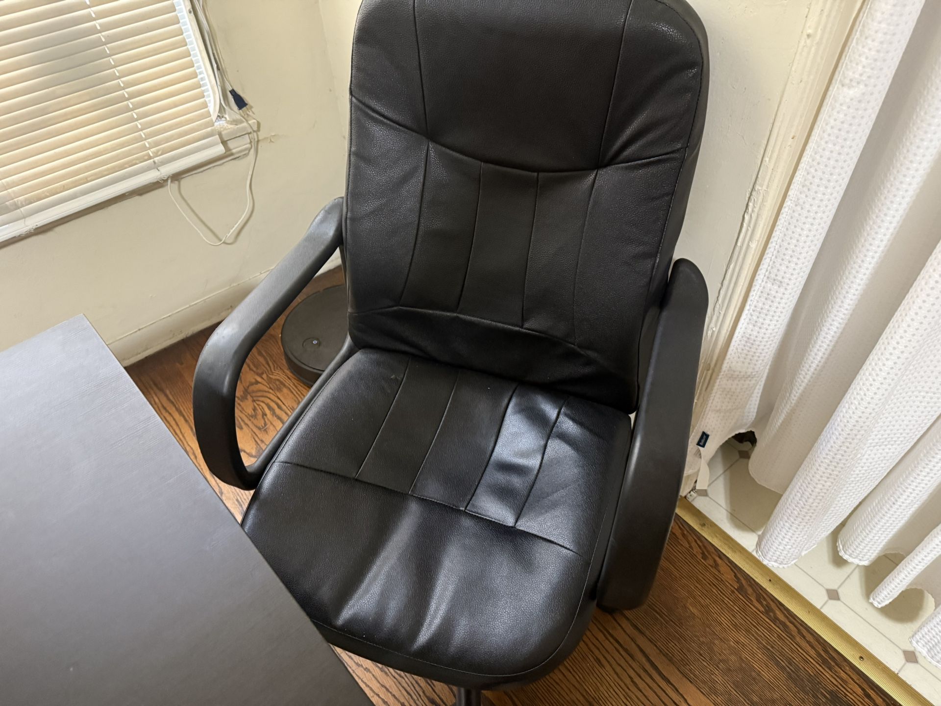 Free Chair