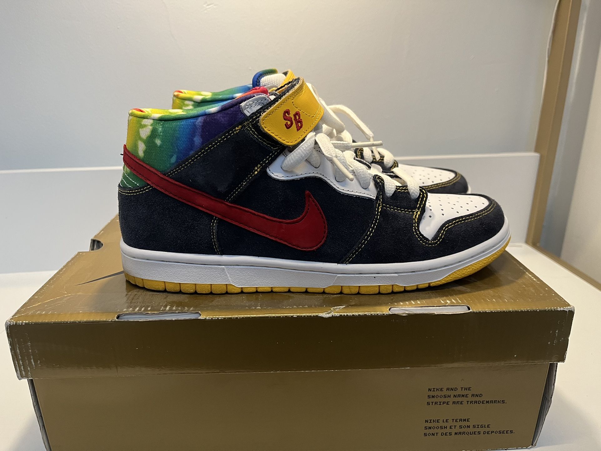 Nike sb dunk cheap mid tie dye