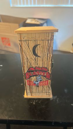 ASS BLASTER HOT SAUCE WITH OUTHOUSE