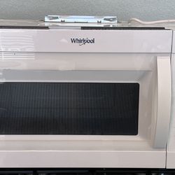 Whirlpool Microwave 