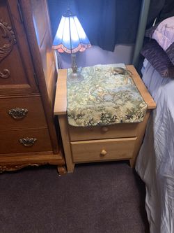 NIGHT STAND