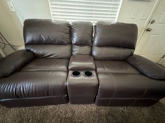 Couch set