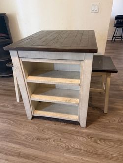 Farmhouse Kitchen Island with Bench