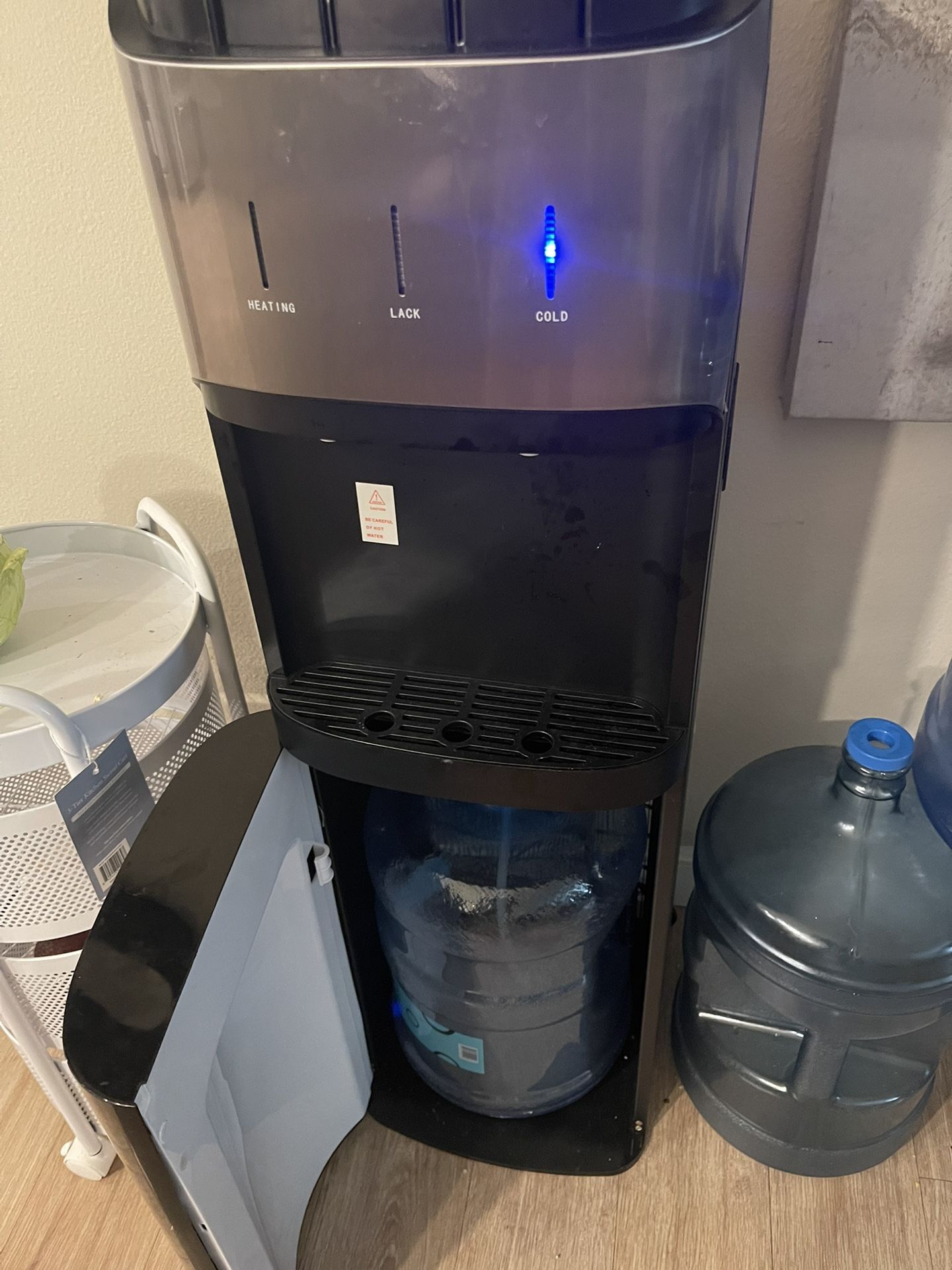 Water Dispenser