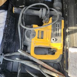 Dewalt Rotary Hammer Drill  D25501