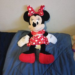 Disney Minnie Mouse 20 inch 2016
