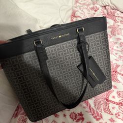 tommy hilfiger bag