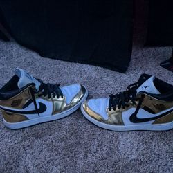 Jordan 1 gold