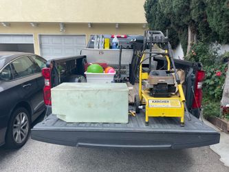 Karcher Gas powered portable pressure washer with Water Tank for auto detail kit