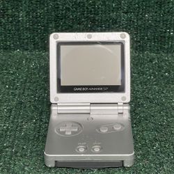 Nintendo Gameboy Advance Sp AGS-001 System Platinum Silver.