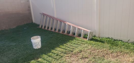 12ft A-frame fiberglass weiner lader.