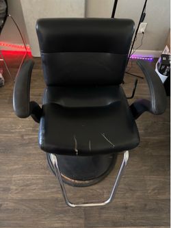 Barber chair